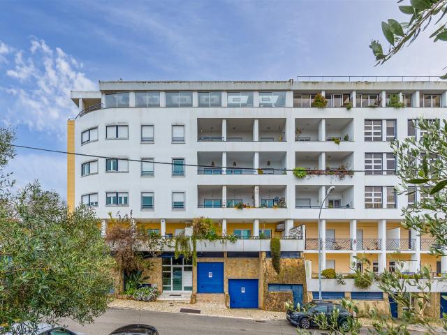 T4 Paço de Arcos 232m² Oeiras E São Julião Da Barra