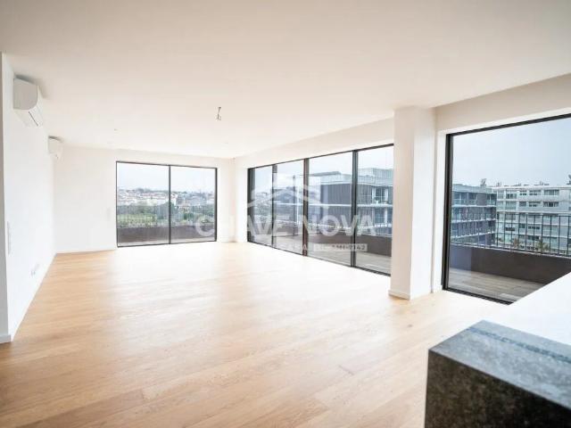 T4 Penthouse Novo Nautilus IV