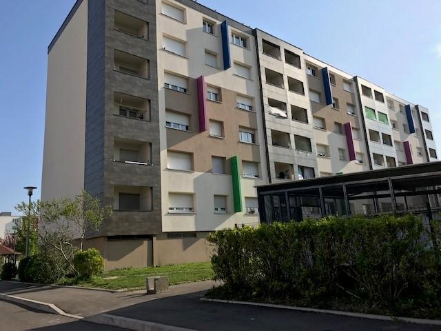 T4 QTHU 006313 AVEC ASCENSEUR ET BALCON WITTELSHEIM QUARTIER THUR AMU