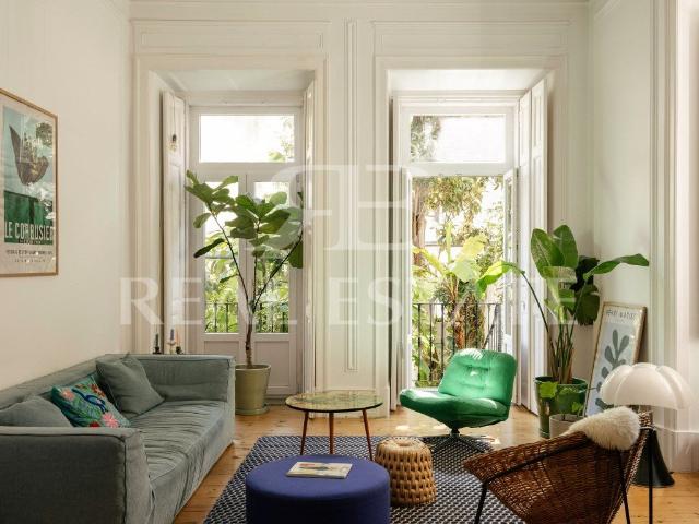 T4 Renovado + Jardim | Centro Lisboa. 162m² Arroios