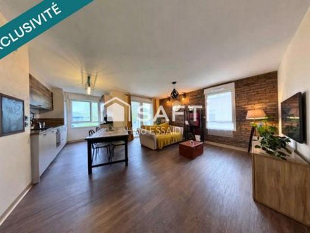 T4 récent 2021 lumineux avec balcon + garage possible – 10 min métro Valmy / Gorge de Loup – aucun travaux