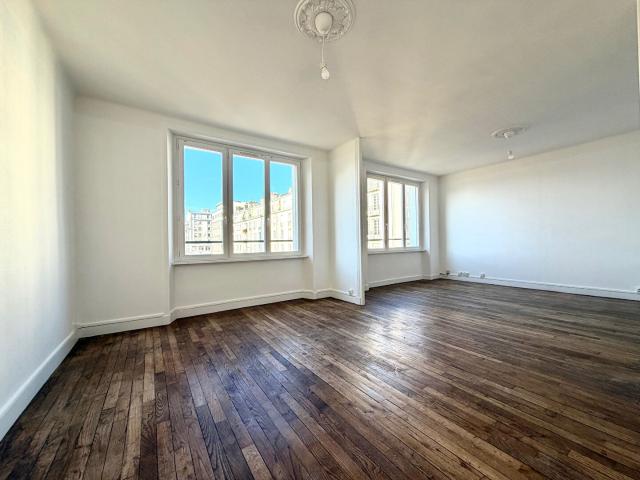 T4 RUE LOUIS PASTEUR 110 m²
