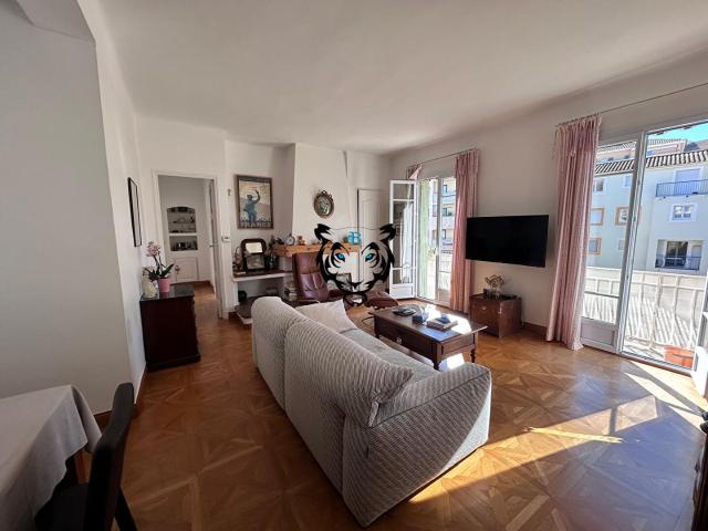 T4 Saint Raphaël avec balcon, cave et combles 112m² Saint Raphaël