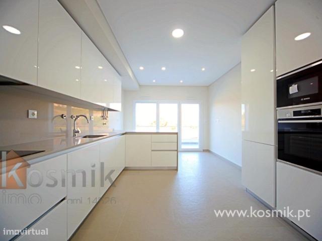 T4 SOLVILLAS Odivelas Lisboa: TERRAO com timas vistas