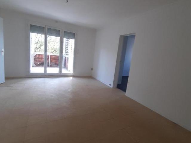 T5 5 RUE ALBERT RAVANAT 38100 GRENOBLE
