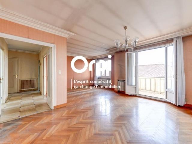T5 103 m² + BALCON + GARAGE + CHAMBRE DOMESTIQUE GARE DE VILLEURBANNE
