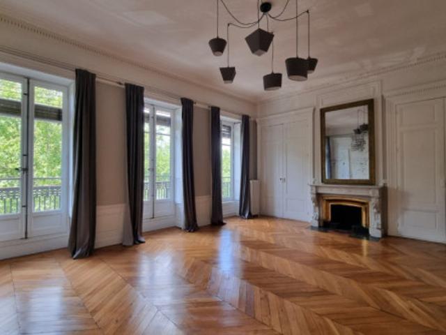 T5 à Lyon 2eme Arrondissement à louer Locagestion, expert en gestion locative