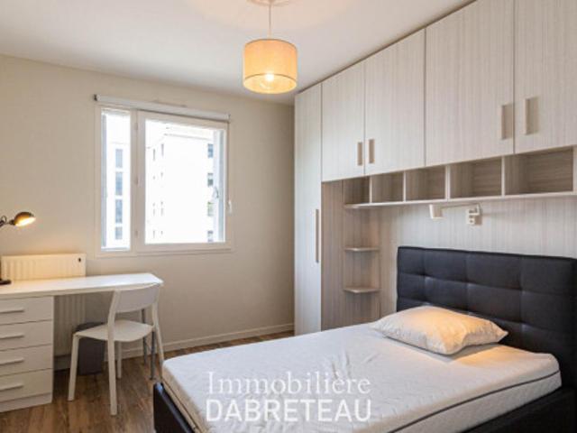T5 à Lyon à louer Locagestion, expert en gestion locative