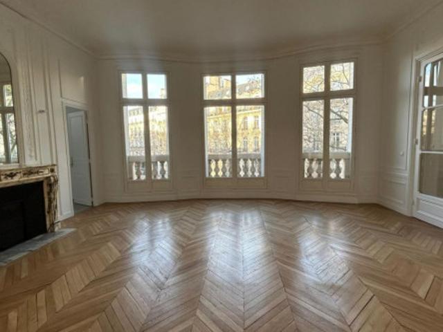 T5 à Paris à louer Locagestion, expert en gestion locative