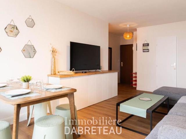 T5 à Villeurbanne à louer Locagestion, expert en gestion locative
