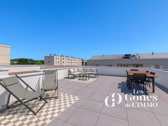 T5 Dernier étage avec rooftop