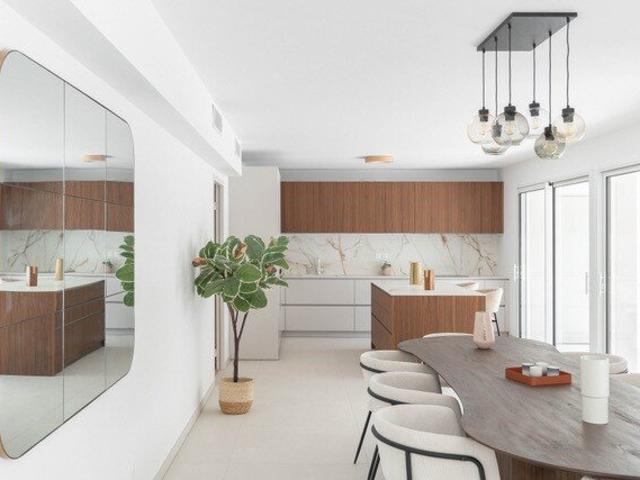 T5 D'EXCEPTION EN REZ DE JARDIN 154m2 AVEC 660 M2 D’EXTÉRIEUR