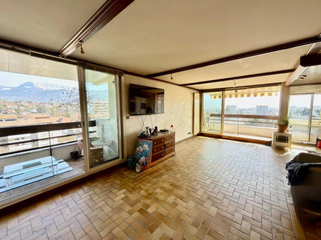 T5 duplex vue lac et montagnes Novel
