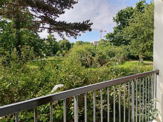 T5 rénové 84 m² – 4 chambres – Balcon – Idéal colocation ou famille – Rennes