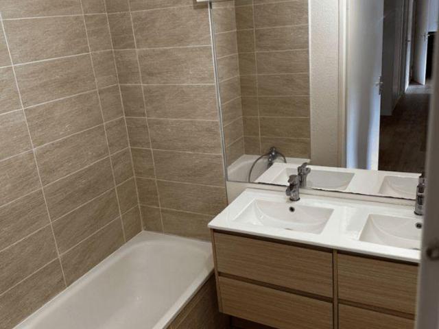 T5 Rénové + piscine résidence sécurisée + Gardien