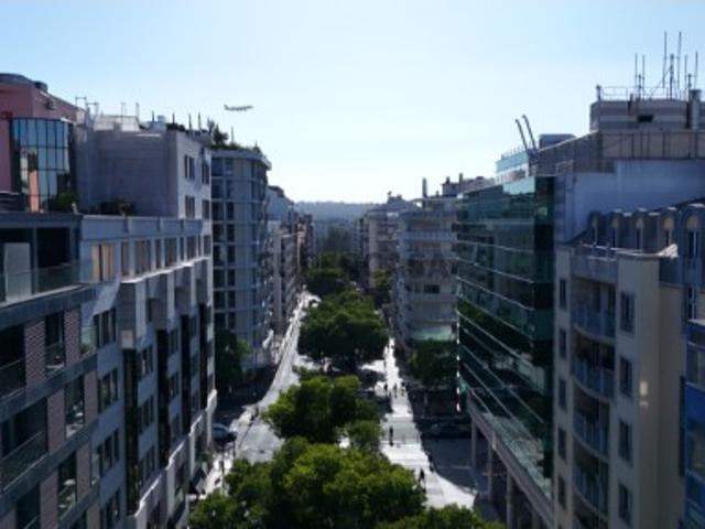 T5 Saldanha Penthouse condominio privado. Terraço. Garagem