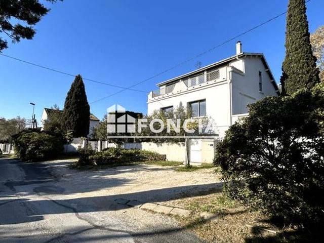 T6 de caractère – Esprit maison avec jardin, piscine et vue mer