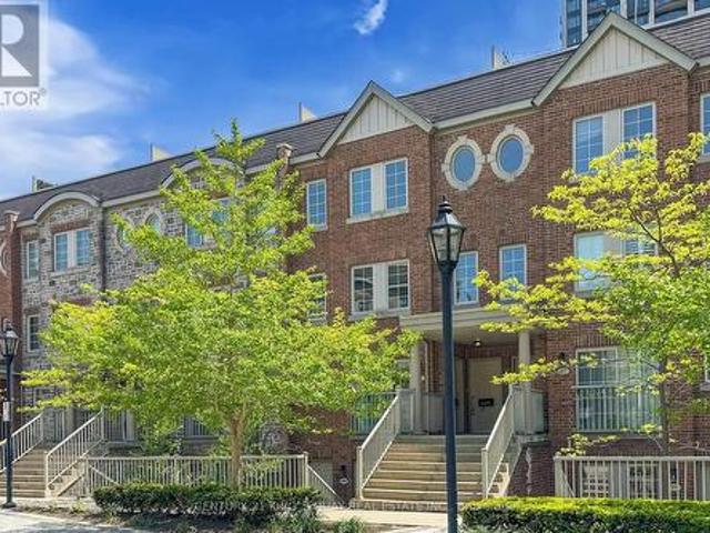 T93 9 Windermere Avenue, Toronto, ON, M6S 5A4 townhouse for sale | Listing ID W12201 | Royal LePage