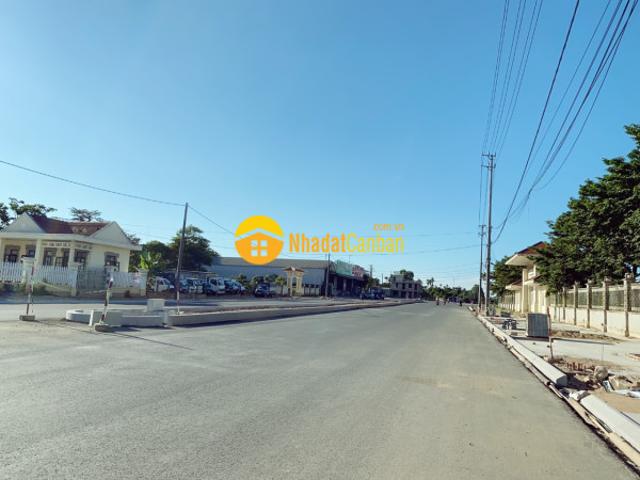 Đất mặt tiền phạm văn đồng 200m2 ngang 10m gần ngã tư tỉnh lộ 10 giá chỉ 16.5 tỷ