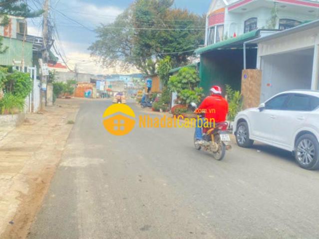 Đất mặt tiền trần nguyên hãn, trung tâm đức trọng, lâm đồng chỉ 5,9 tỷ
