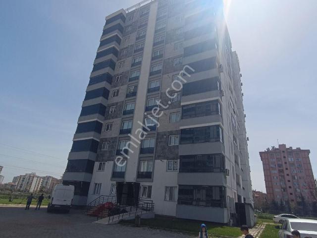 Tılham Gayrimenkul Üçkuyularda Satılık 2+1