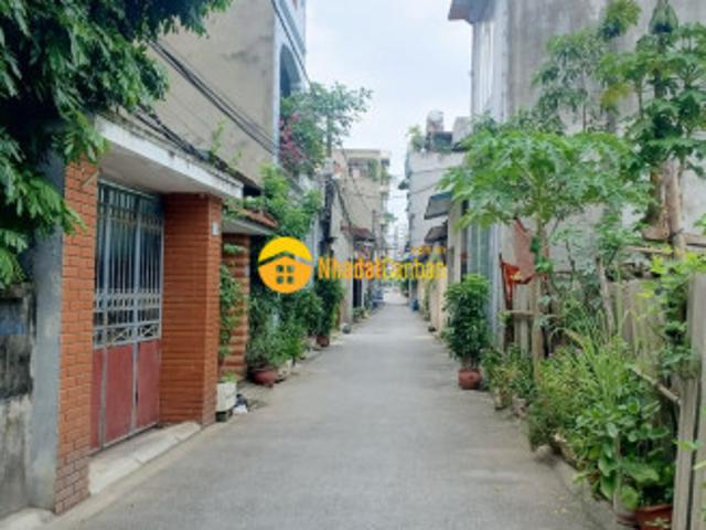 Đất đẹp hiếm giá rẻ đường thông ô tô ngõ phố chu huy mân dt 39m2. Giá 5.2 tỷ