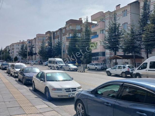Çıtırık'tan Osmanlı Mh. Ana Cd. Üzeri Yapılı Arakat Acil Sitede