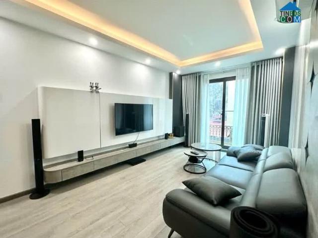 Tết về nhà mới Bán nhàThạch Bàn ngõ nông 35m 5 tầng nhỉnh 6 tỷ
