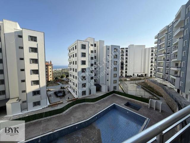 Taşucu'nda 3+1 Eşyasız Kiralık Daire