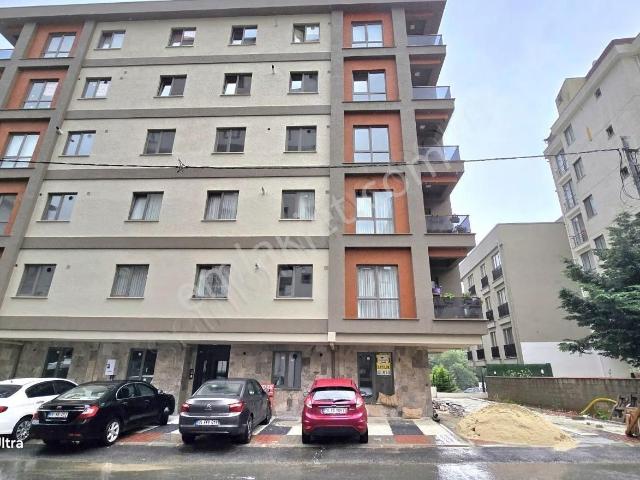 Taşdelen De Asansörlü Açık Otoparklı Sıfır Daire