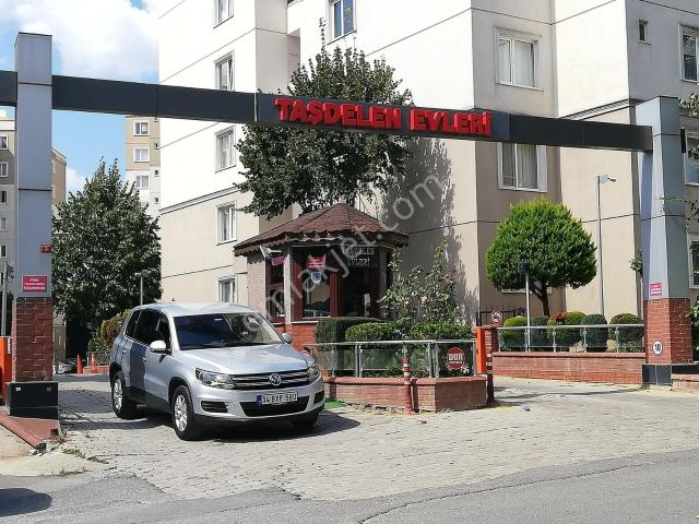 Taşdelen Merkezde Taşdelen Evleri Sitesi'nde Kiralık 3+1 7. Kat