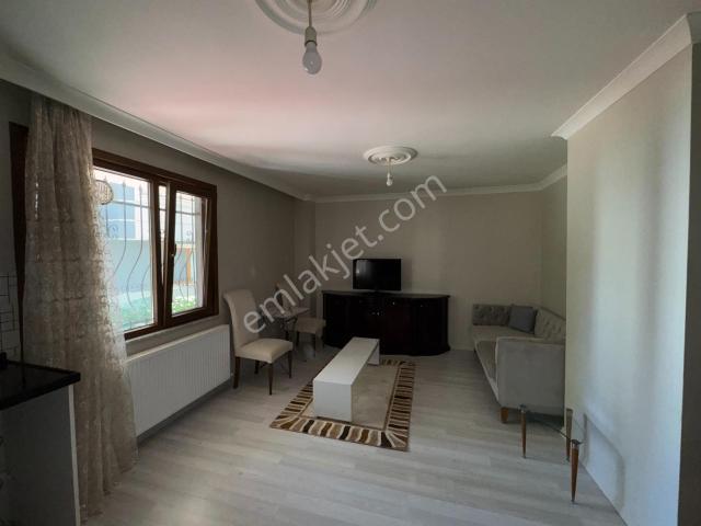 Taşdelen Merkezde Kısmı Eşyalı 1+1 Kiralık Daire