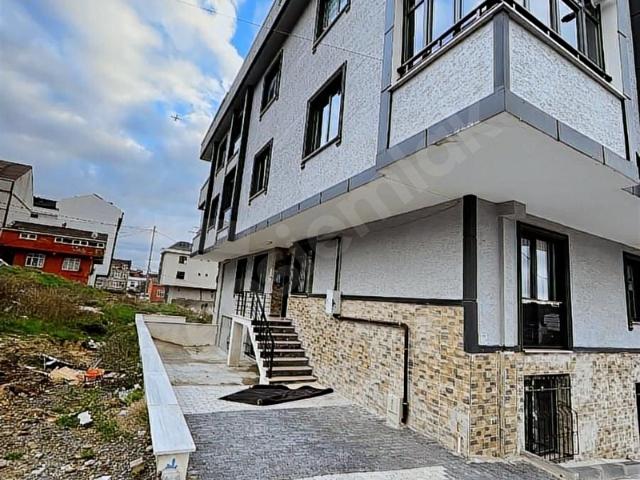 TAŞOLUK'TA 4+2 SIFIR YAPI METROYA YÜRÜME MESAFESİNDE !