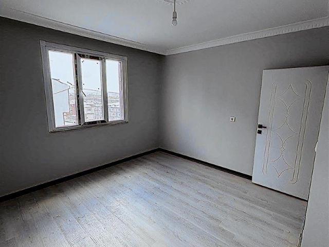 Taşolukta Merkezi Konumda 2+1 Ara Kat Daire