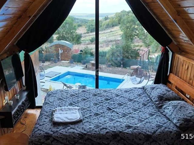 TAŞPINAR EMLAKTAN TEK TAPU HAVUZ RESTAURANT 6 BUNGALOV