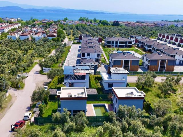 Tam Müstakil 600m2 Ars Havuzlu İster Tek İster 2 Villa Isı Pompa