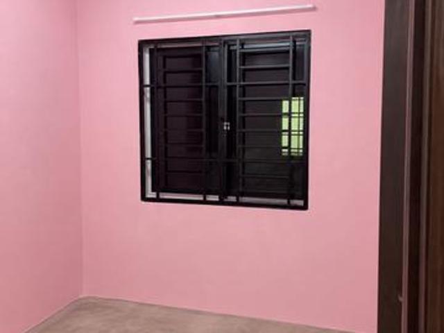 Taman Tampoi Utama Flat 3bed Johor Bahru