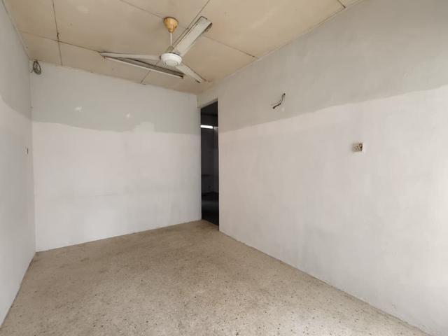 Taman Tangling Single Storey Terrace Sell below Market