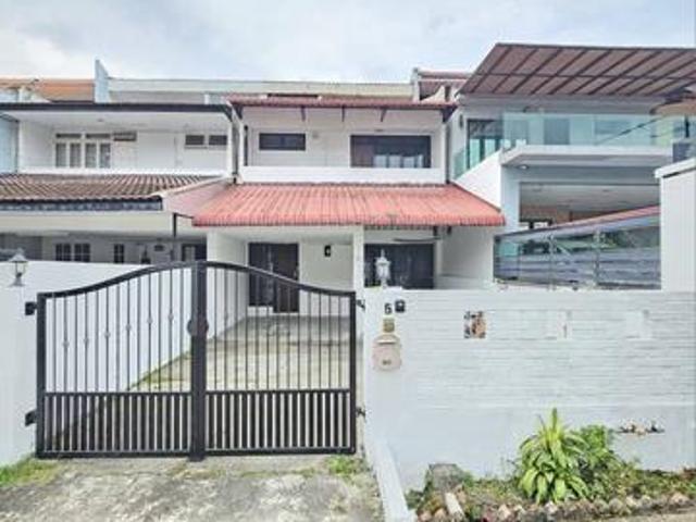 Taman Tasek Double Storey Jb Town Ciq South Limited Well Condition