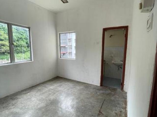 Taman Tasik Utama Apartment for sale
