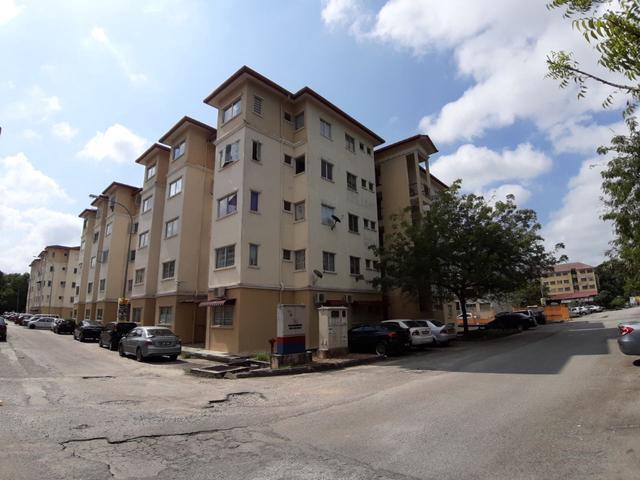 Taman Tasik Utama Ayer Keroh MITC Blok Teratai tingkat 2