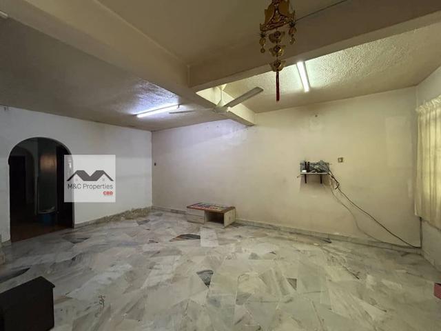 Taman Tasik Facing Empty 2 Storey Terraced Senawang Seremban For Sale