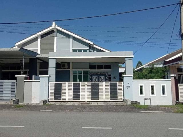 Taman Tawas Jaya Ipoh Single Storey SemiD House For Sale