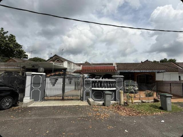 Taman Teratai Skudai Renovated Single Storey Terrace House