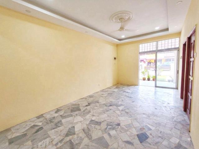 Taman Teratai Sri Pulai Perdana Nearby UTM 20 X 70 Full Loan