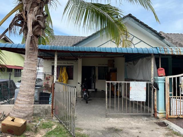 Taman Terendak Permai Sungai Udang End Lot