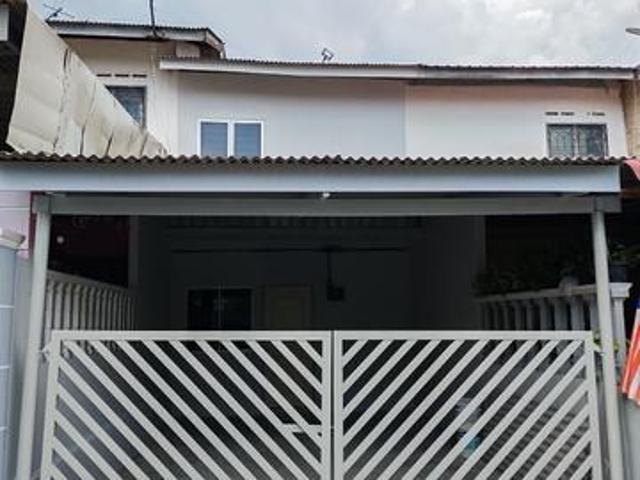 Taman Titiwangsa Kluang Double Storey Low Cost 100 full loan