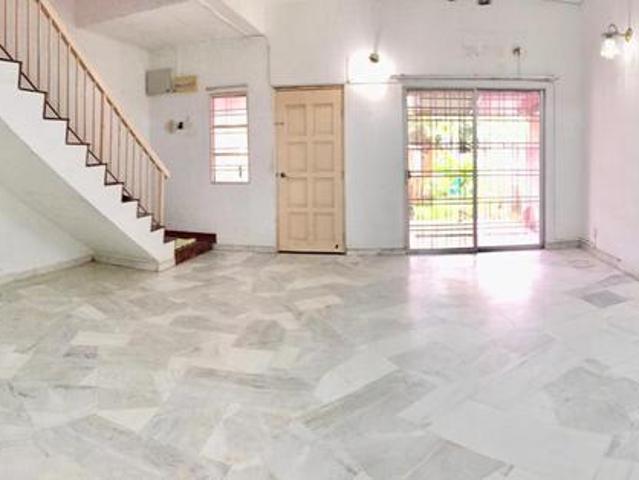 Taman TTDI Jaya Shah Alam 2sty Below Market Rm100k Full Loan