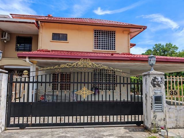 Taman Ujana Kingfisher double storey terrace corner house