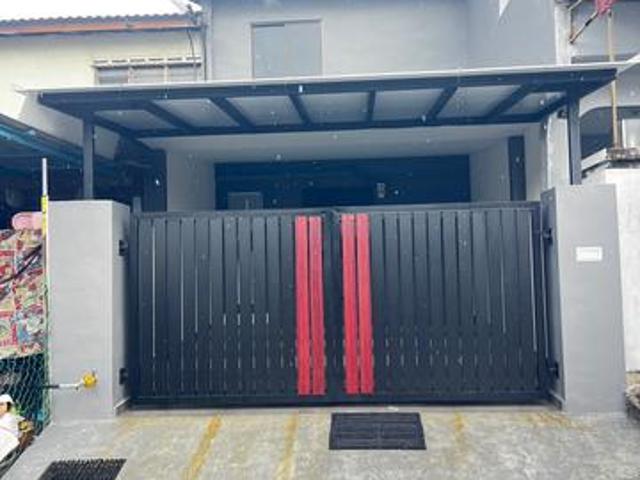 Taman Ungku Tun Aminah Double Storey Terrace House Renovated Skudai